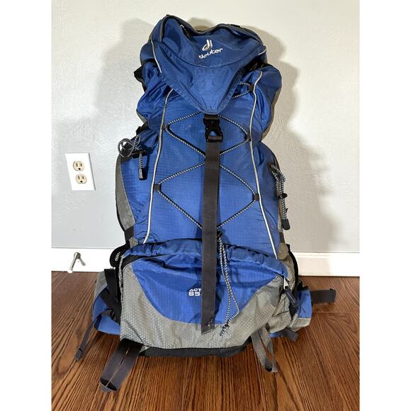Deuter Air Contact Lite Backpack 65+10L Internal Frame Camping Hiking - Picture 1 of 12
